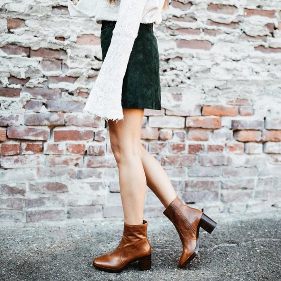 $389 Frye Joan Campus Cognac Brown Side Zip Leather Block Heel Cute Ankle Bootie - Picture 2 of 14